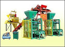 高壓空心磚機(jī)及其應(yīng)用 山東沂南縣錦星機(jī)械廠的建筑工程機(jī)械制造